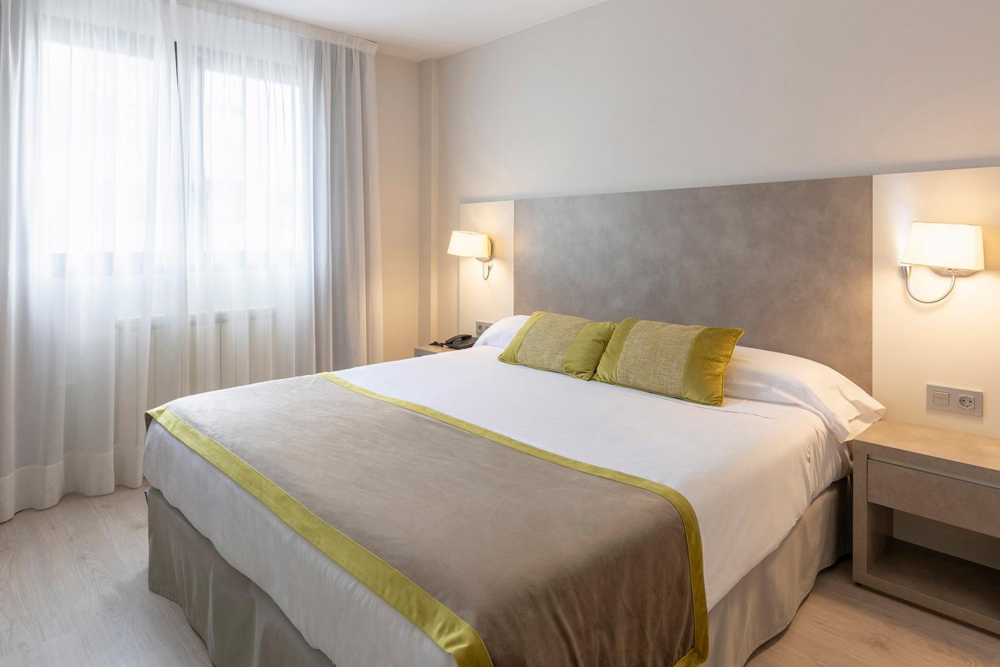 Hotel & Spa Real جاكا المظهر الخارجي الصورة