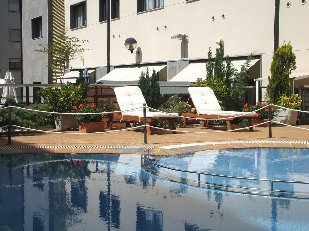 Hotel & Spa Real جاكا المظهر الخارجي الصورة