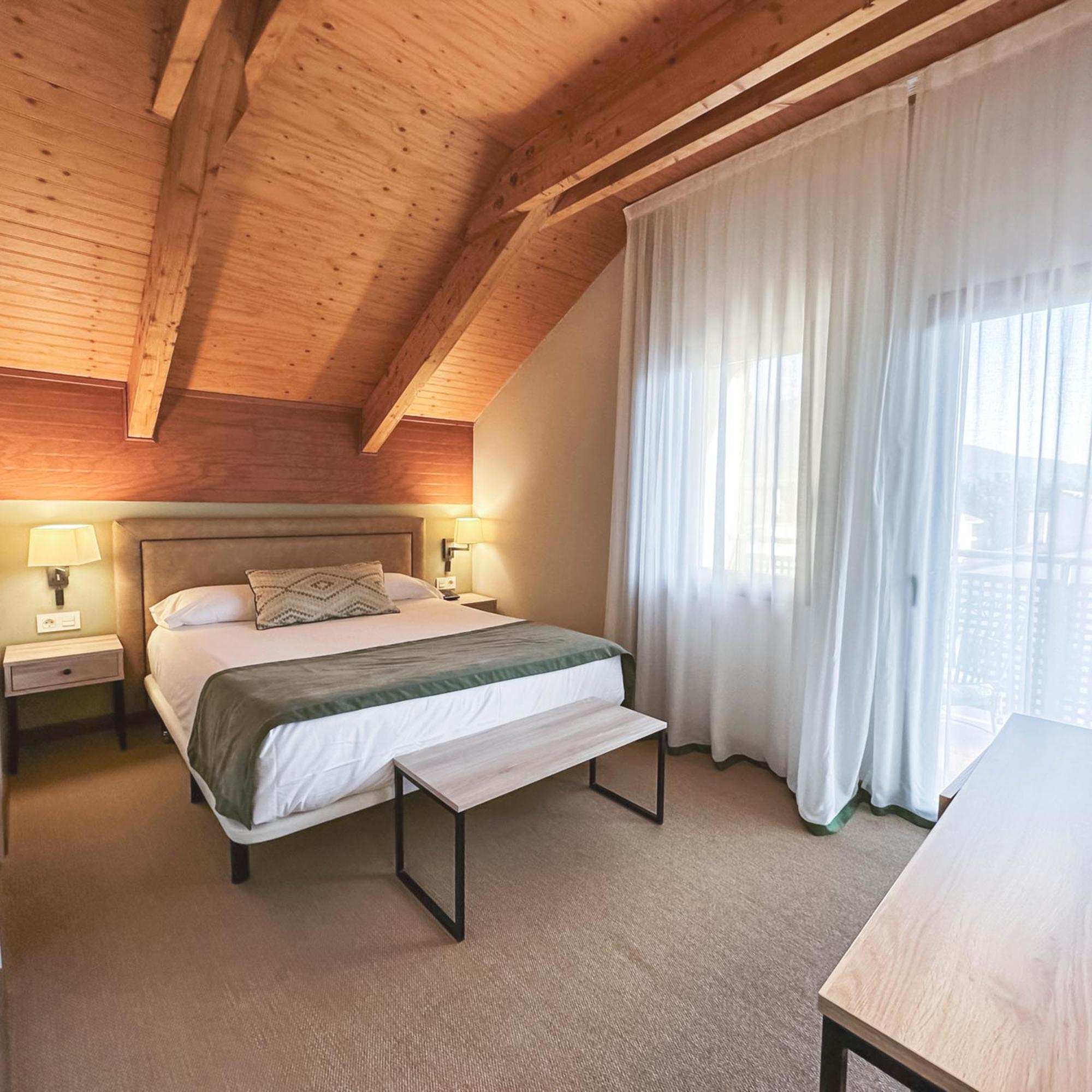Hotel & Spa Real جاكا المظهر الخارجي الصورة
