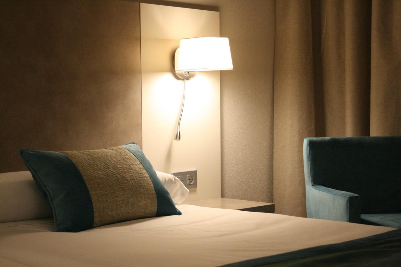 Hotel & Spa Real جاكا المظهر الخارجي الصورة